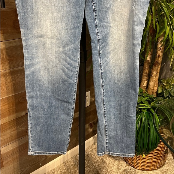Chicos the Platinum Boyfriend jeans.  12 - Picture 2 of 4